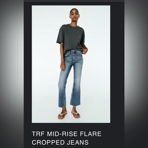 Zara TRF MID-RISE FLARE CROPPED JEANS size 27